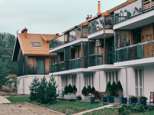Lamele elewacyjne czy deska elewacyjna – co wybrac